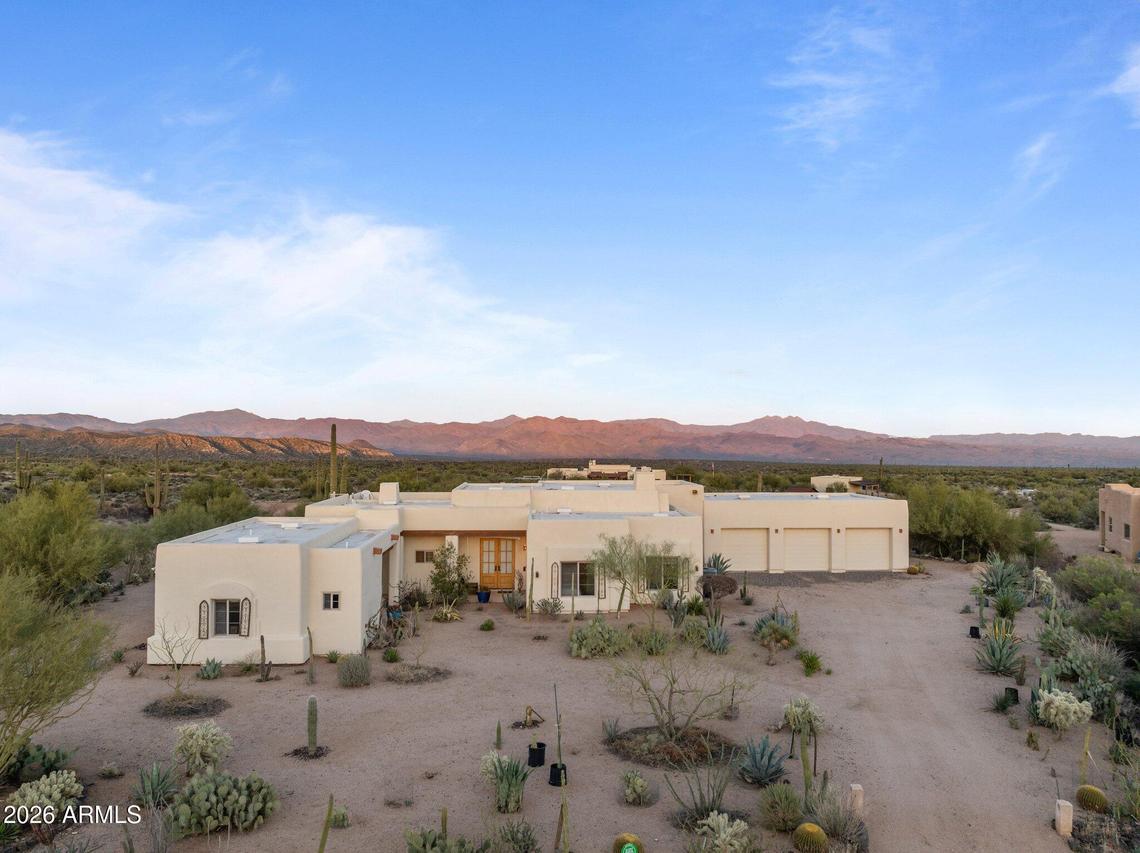 14305 E Carefree Hwy., Scottsdale, AZ 85262