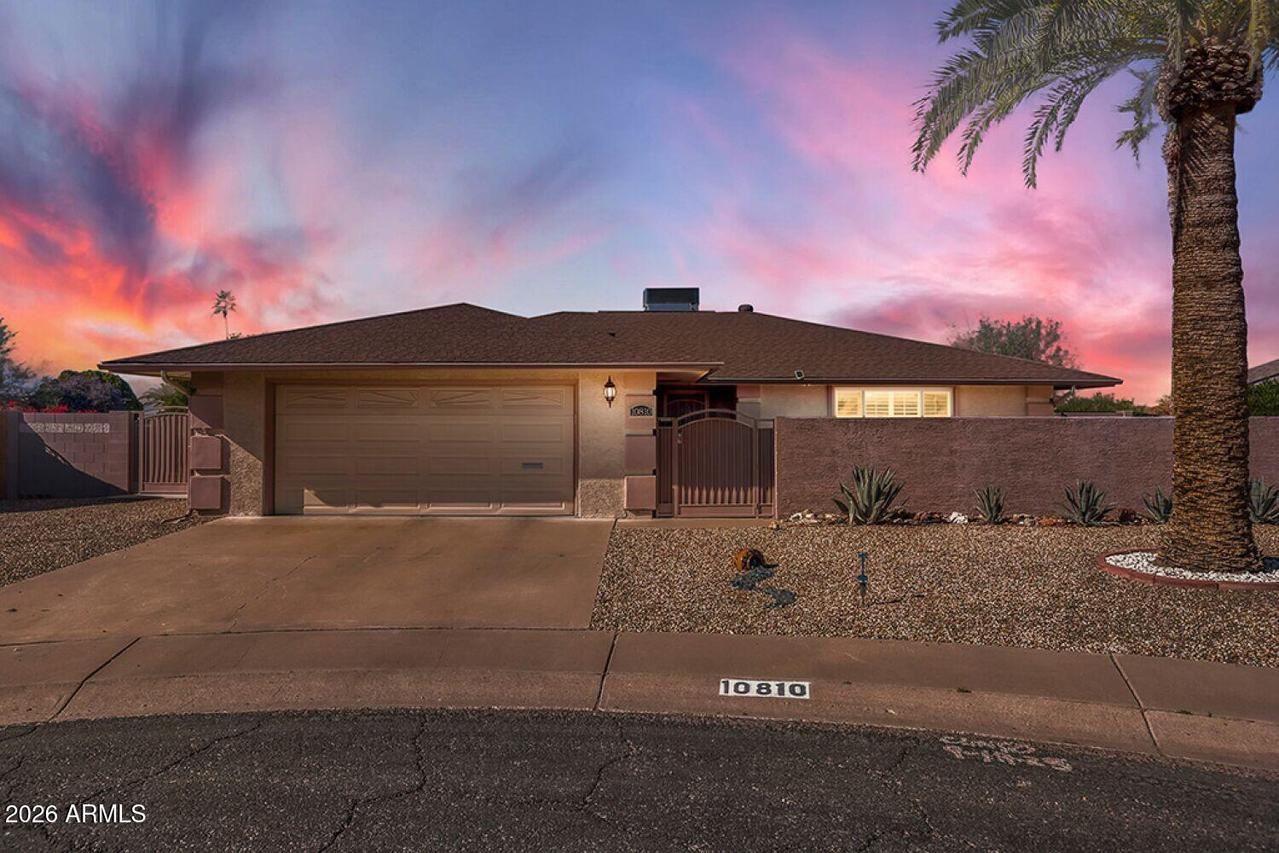 10810 W Sarabande Cir., Sun City, AZ 85351