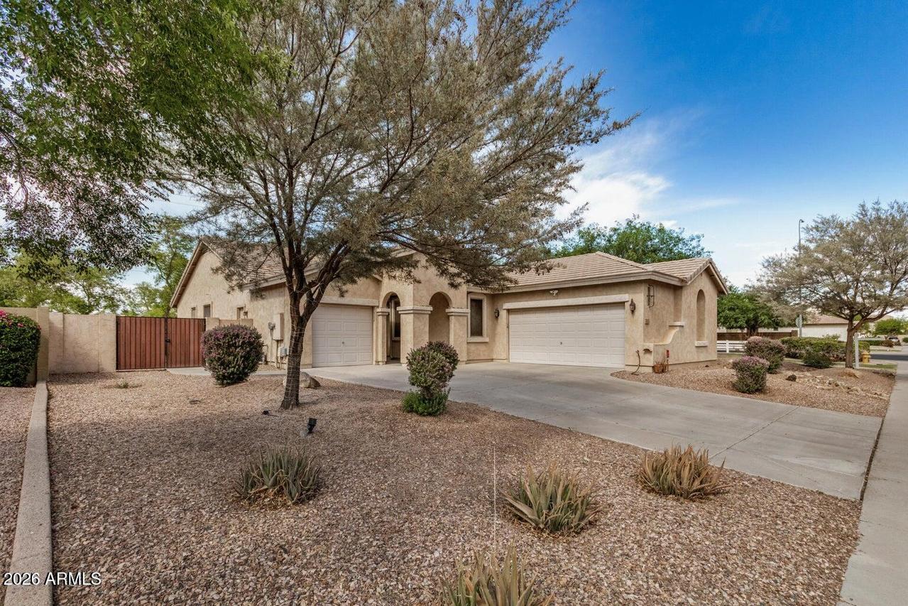 2112 E Yellowstone Pl., Chandler, AZ 85249