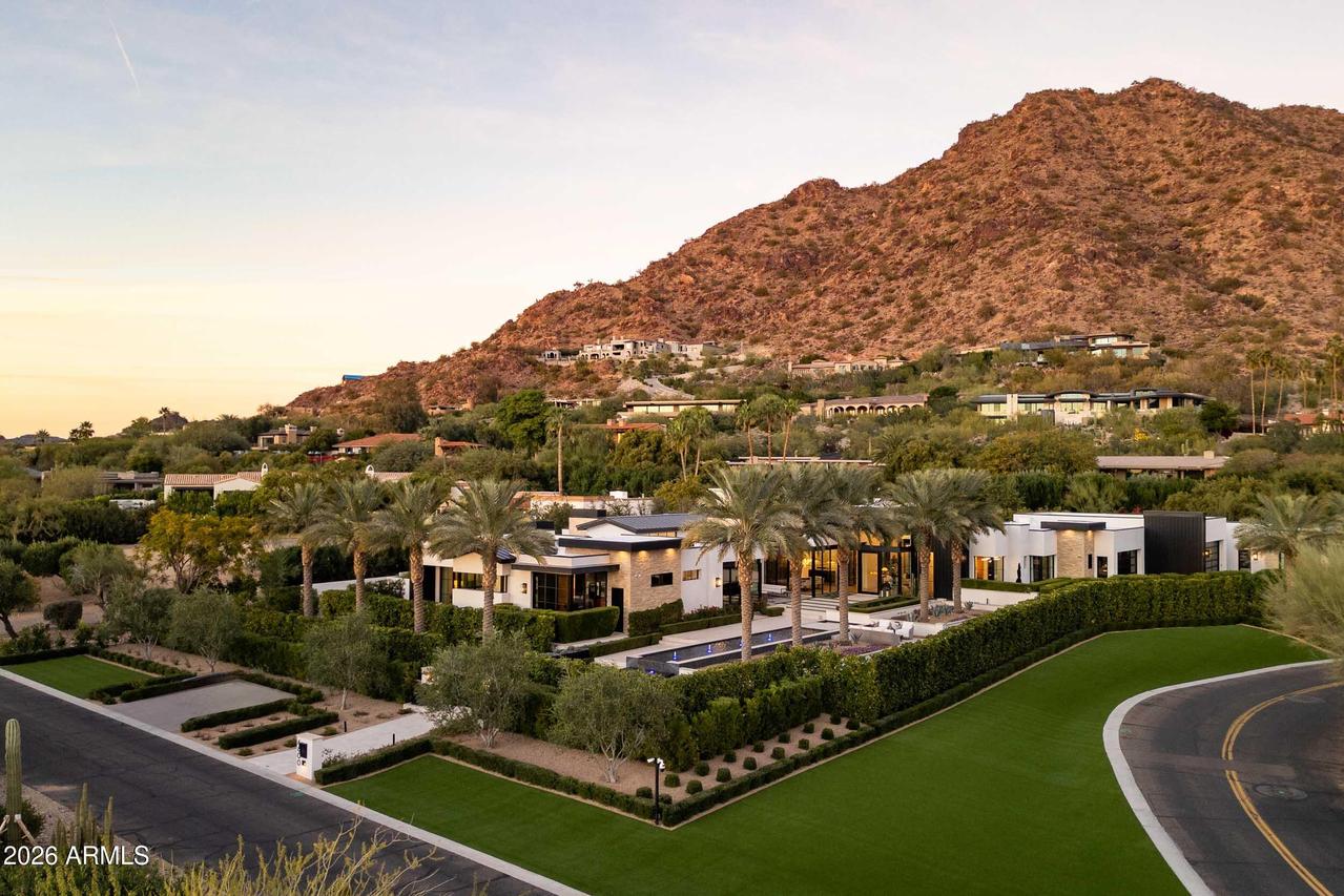 6800 N Mummy Mountain Rd., Paradise Valley, AZ 85253