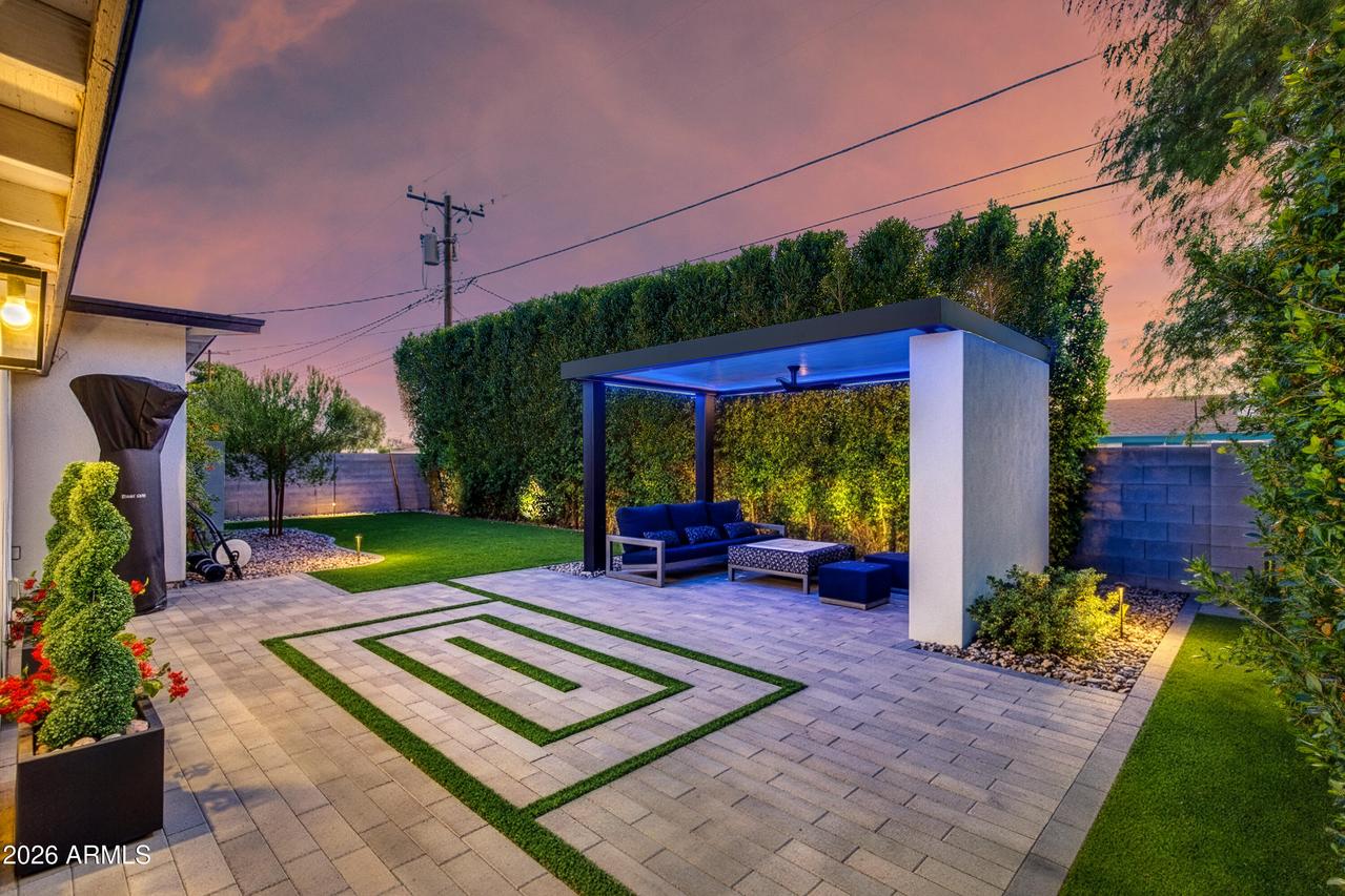 7507 E Mckinley St., Scottsdale, AZ 85257