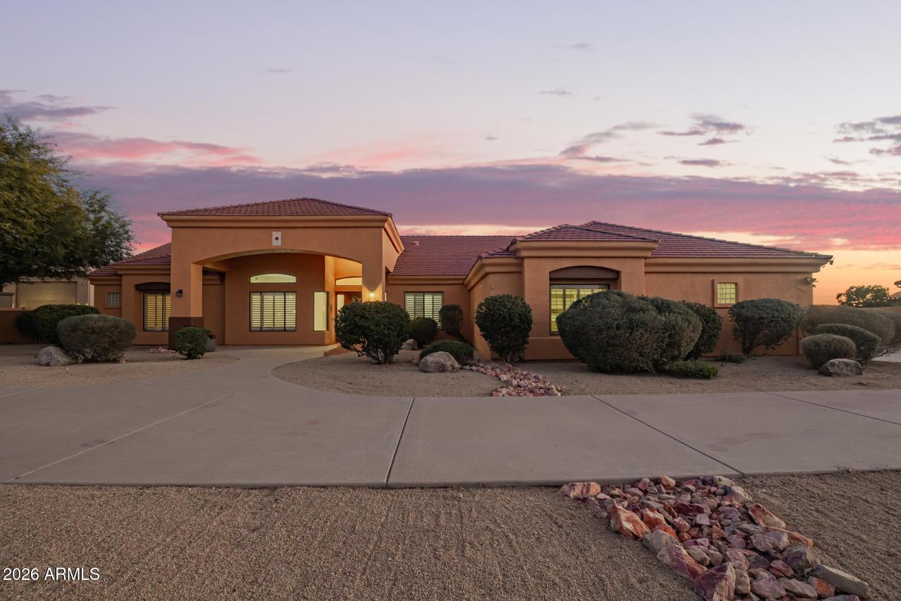 9537 W Electra Ln., Peoria, AZ 85383