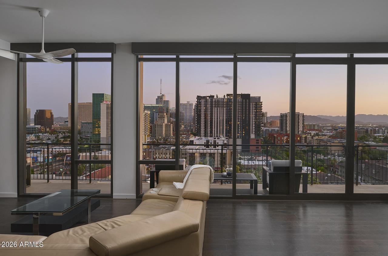 200 W Portland St. #1417, Phoenix, AZ 85003