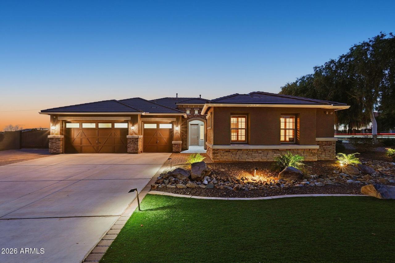 12823 W Keim Dr., Litchfield Park, AZ 85340