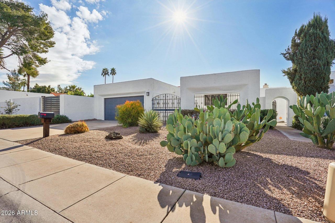 4317 E Glenrosa Ave., Phoenix, AZ 85018