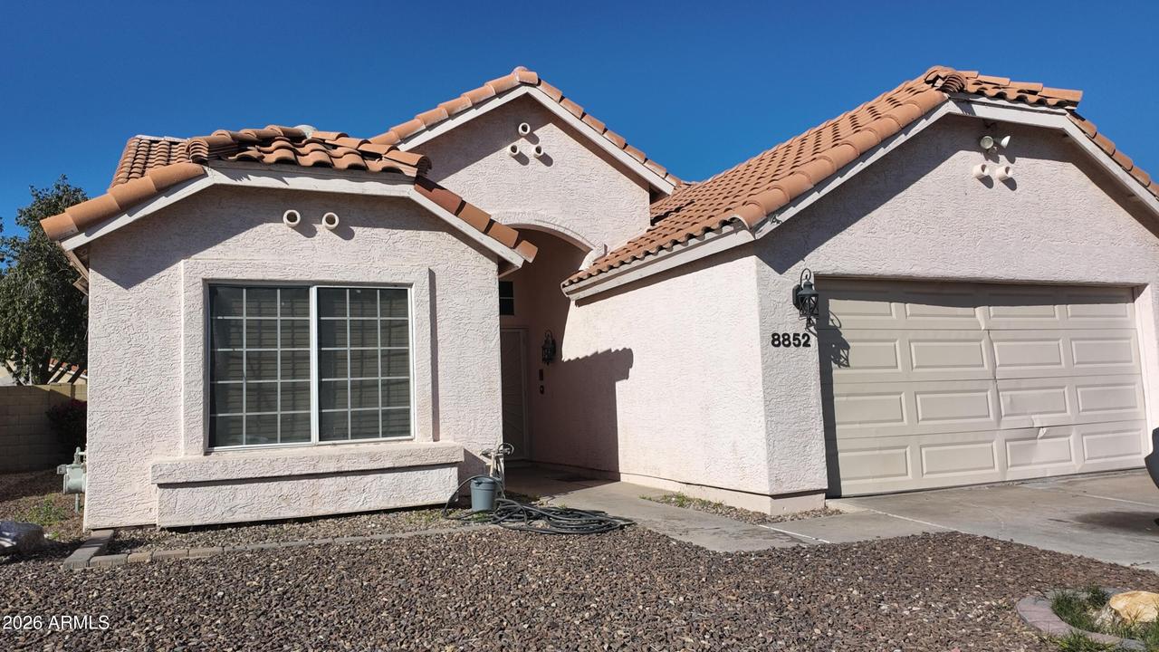 8852 N 114th Ave., Peoria, AZ 85345