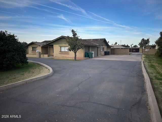 2042 N Center St., Mesa, AZ 85201