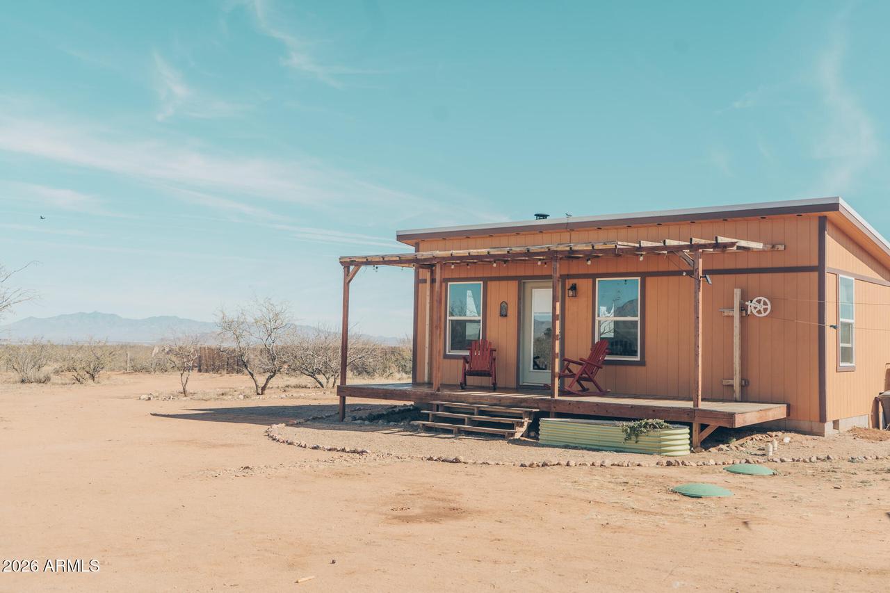 514 E Pearce Rd., Cochise, AZ 85606
