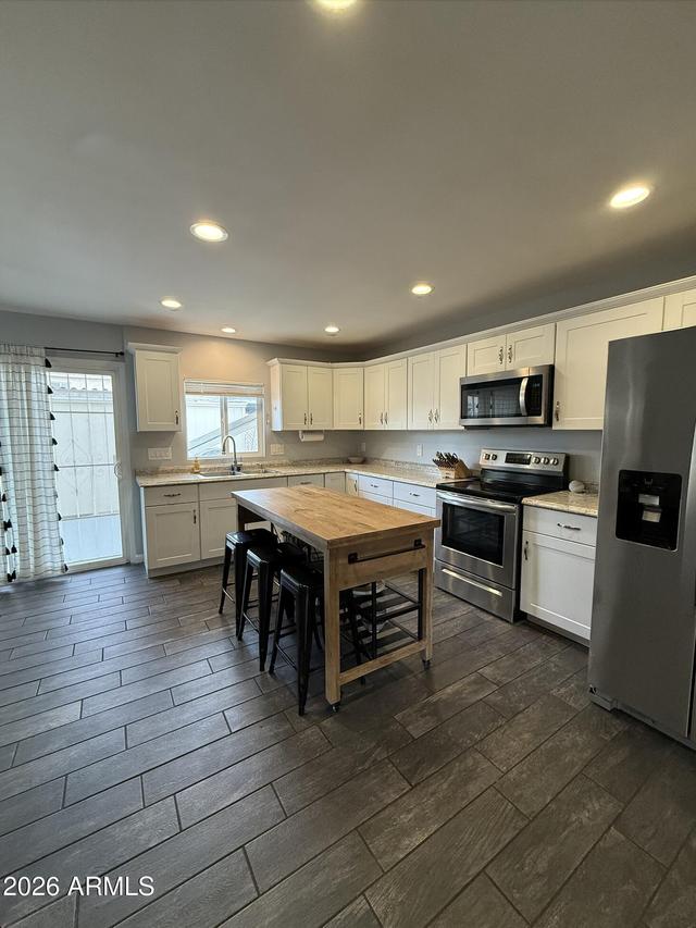 2031 W Hazelwood Pkwy., Phoenix, AZ 85015