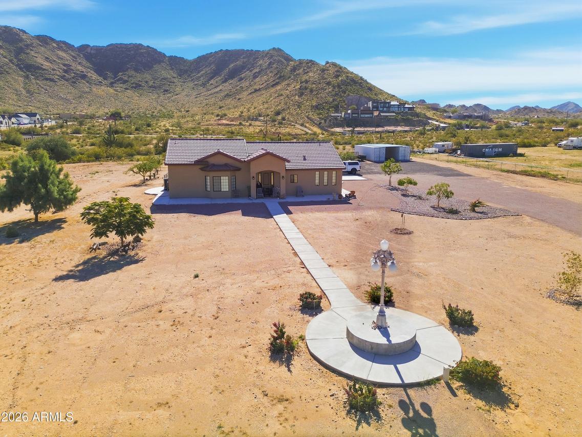 7631 W Dove Roost Rd., San Tan Valley, AZ 85144