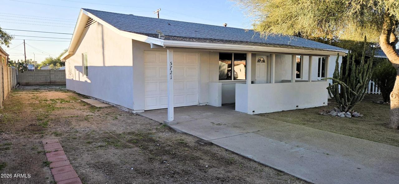 5721 W Cheery Lynn Rd., Phoenix, AZ 85031