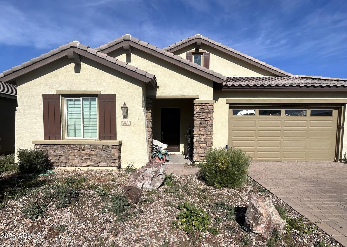 2828 W Patagonia Ct., San Tan Valley, AZ 85144