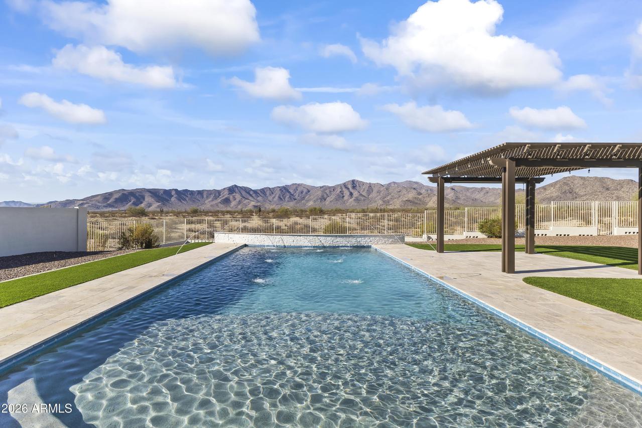 8424 N 194th Dr., Waddell, AZ 85355