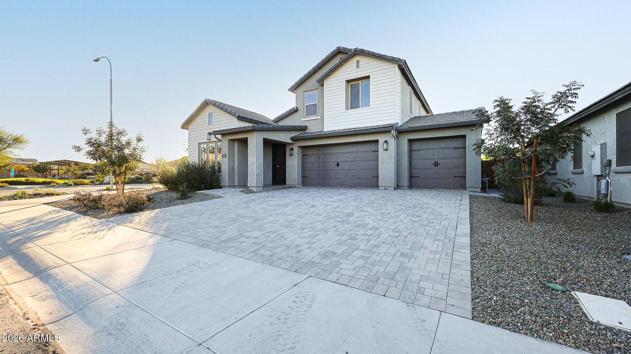 11663 W Luxton Ln., Avondale, AZ 85323