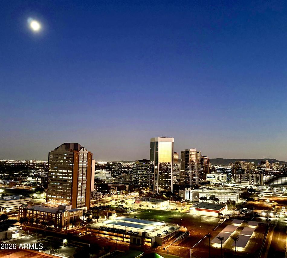 207 W Clarendon Ave. #17G, Phoenix, AZ 85013