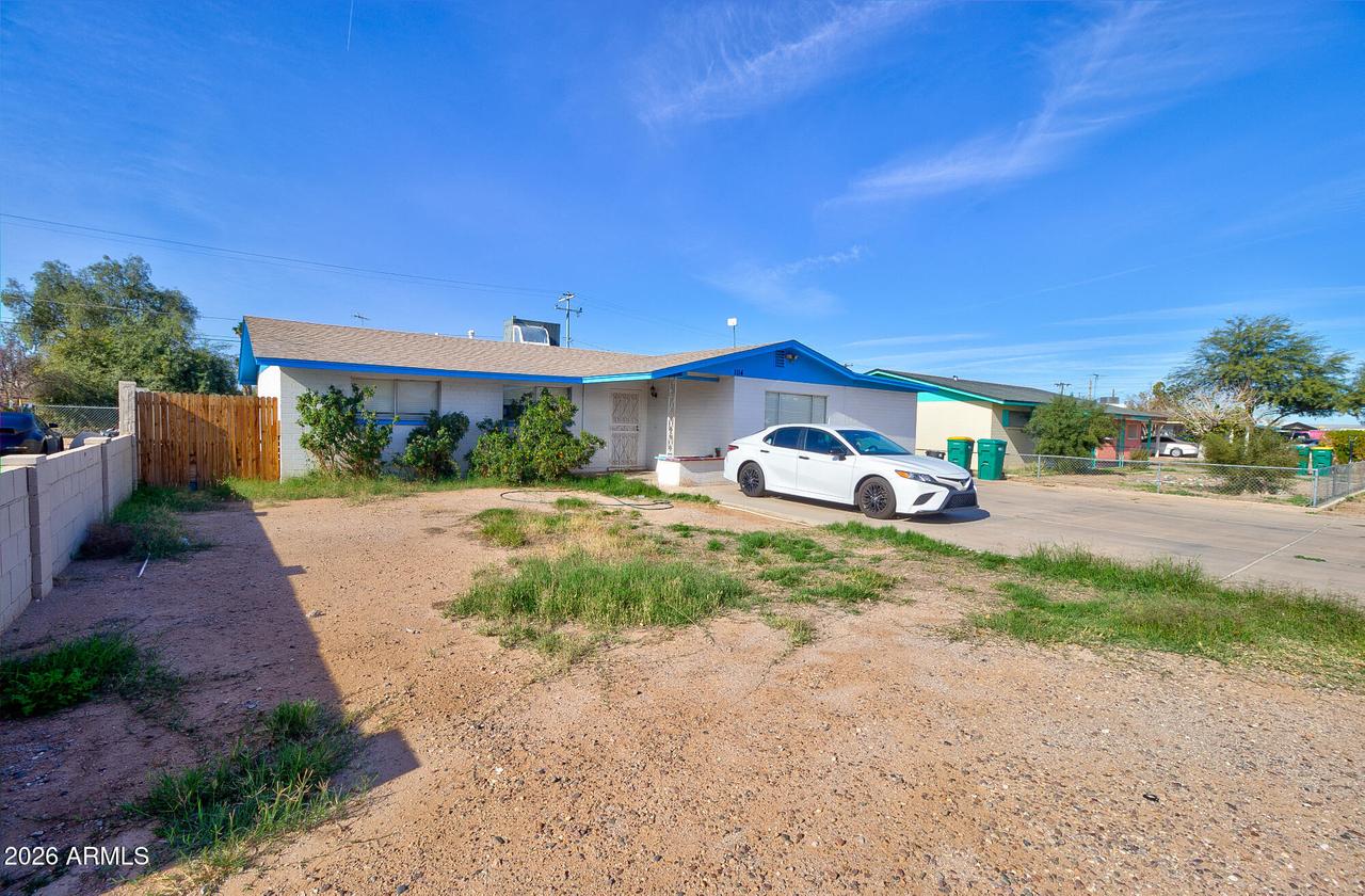 1114 N La Siesta Dr., Eloy, AZ 85131