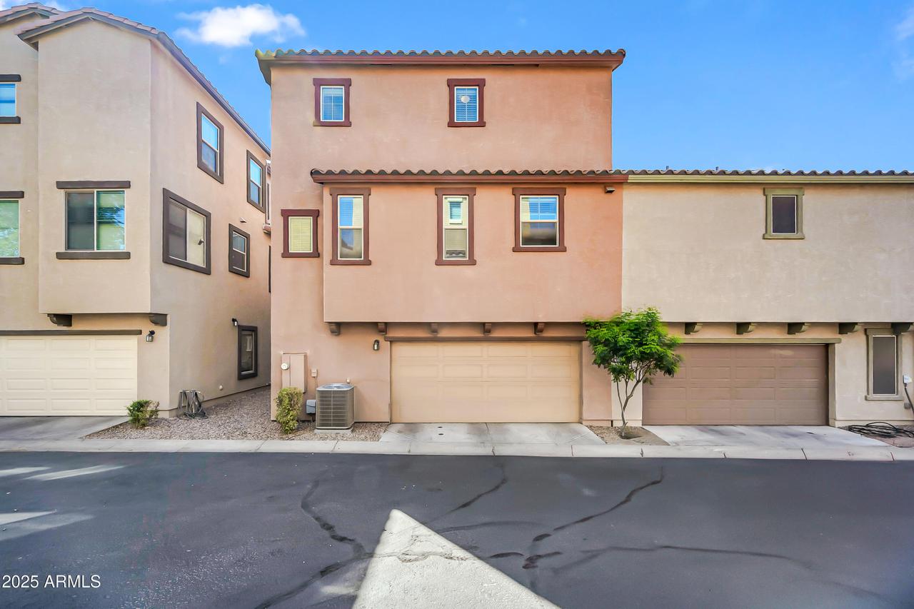 2121 N 77th Dr., Phoenix, AZ 85035