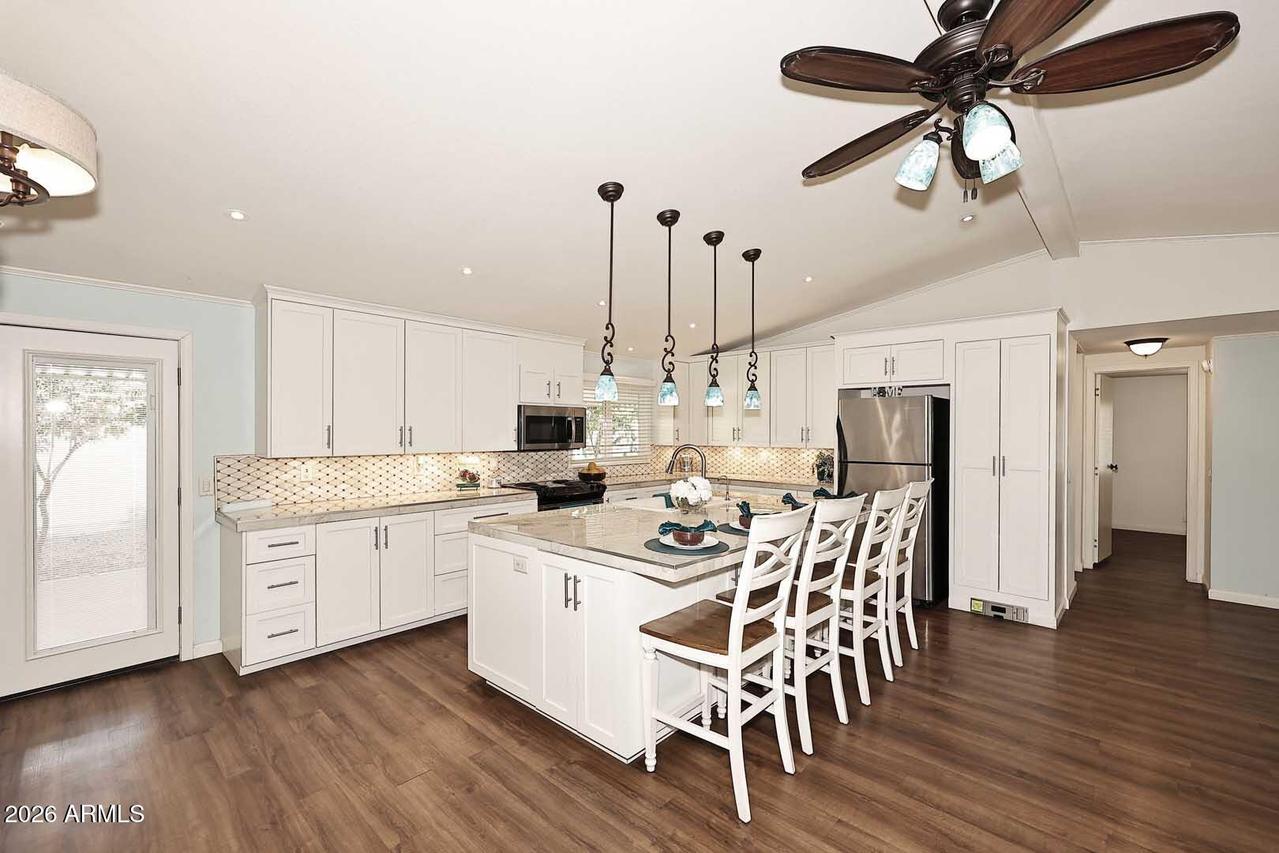 9328 E Sun Lakes Blvd., Sun Lakes, AZ 85248