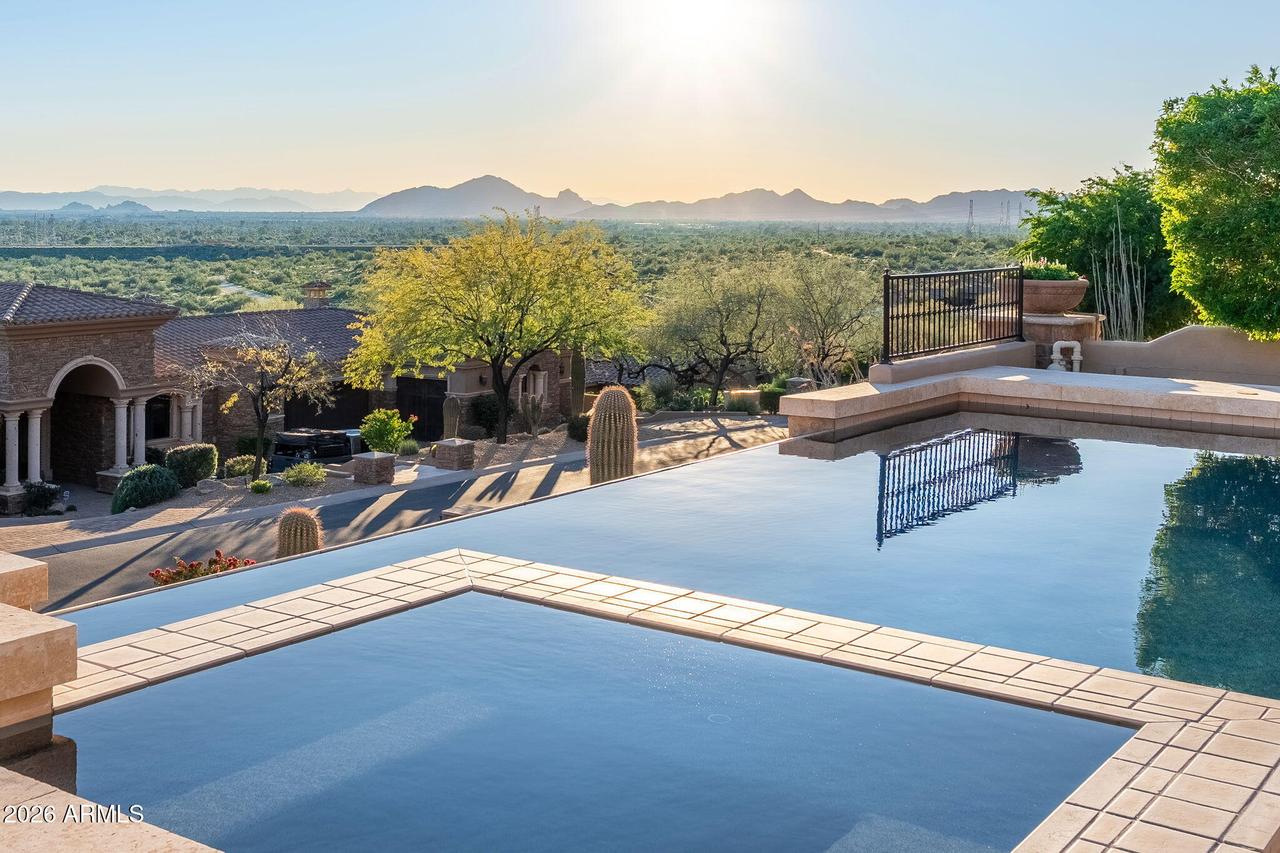 11448 E Dreyfus Ave., Scottsdale, AZ 85259