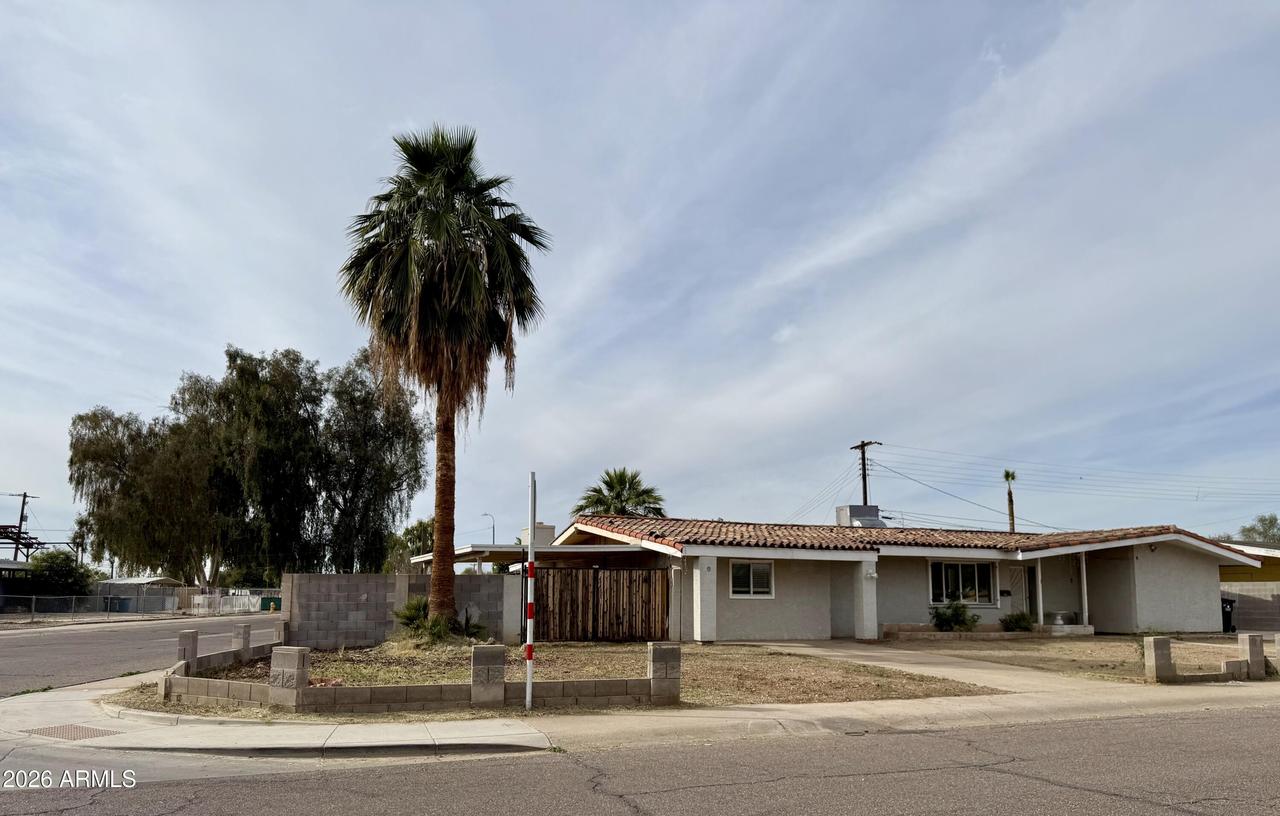 3802 N 62nd Dr., Phoenix, AZ 85033