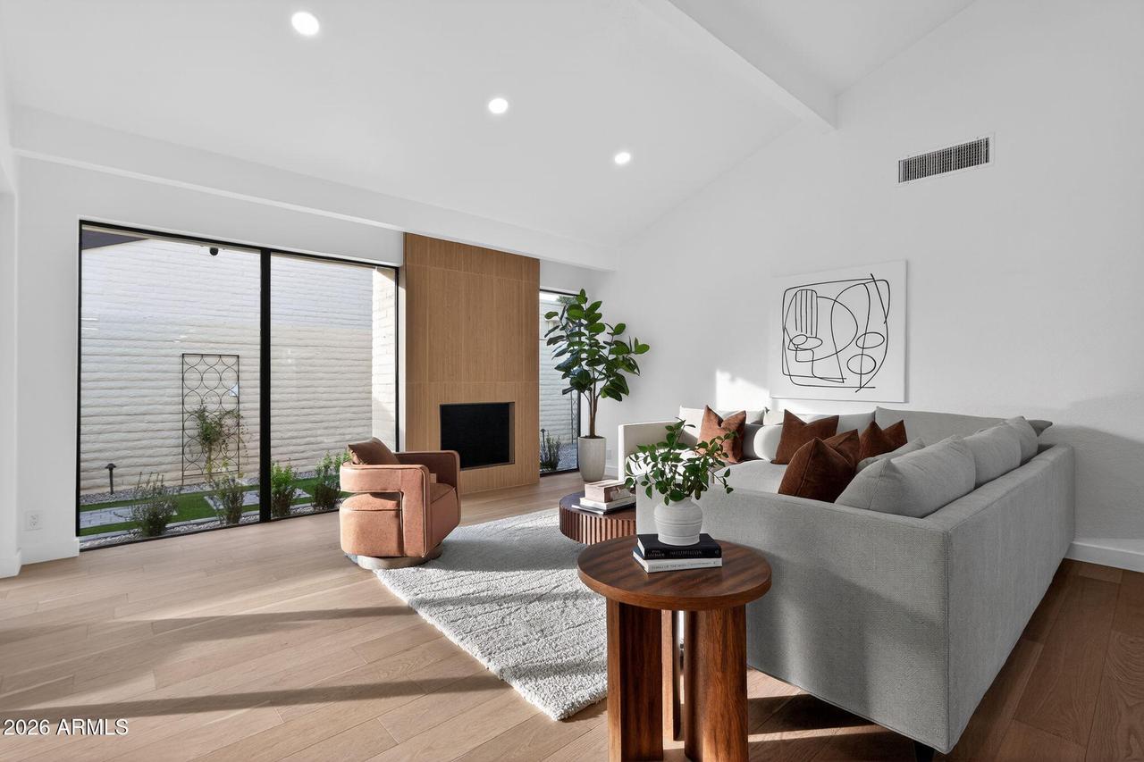 7369 E Krall St., Scottsdale, AZ 85250