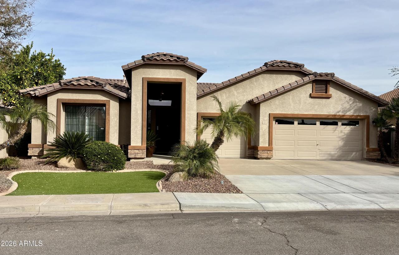 828 E Teakwood Dr., Chandler, AZ 85249