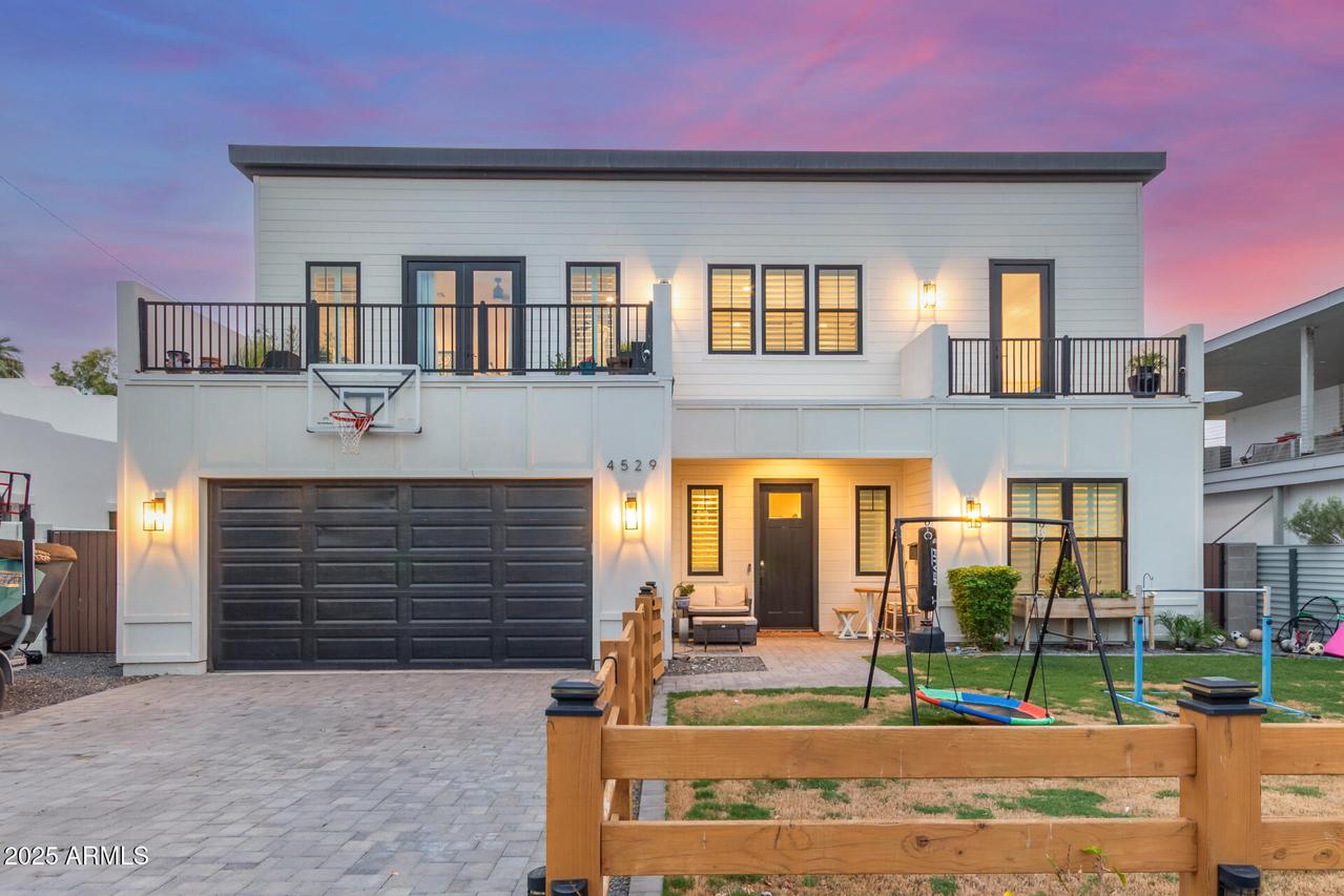 4529 E Glenrosa Ave., Phoenix, AZ 85018