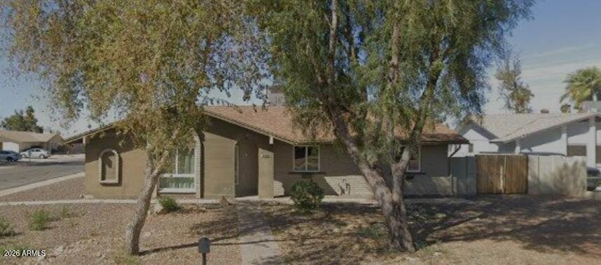 3824 W Shangri La Rd., Phoenix, AZ 85029