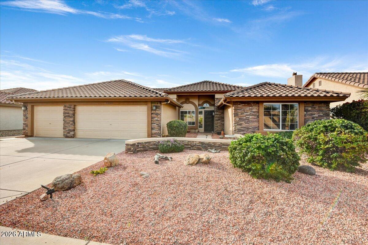 19530 N 89th Dr., Peoria, AZ 85382