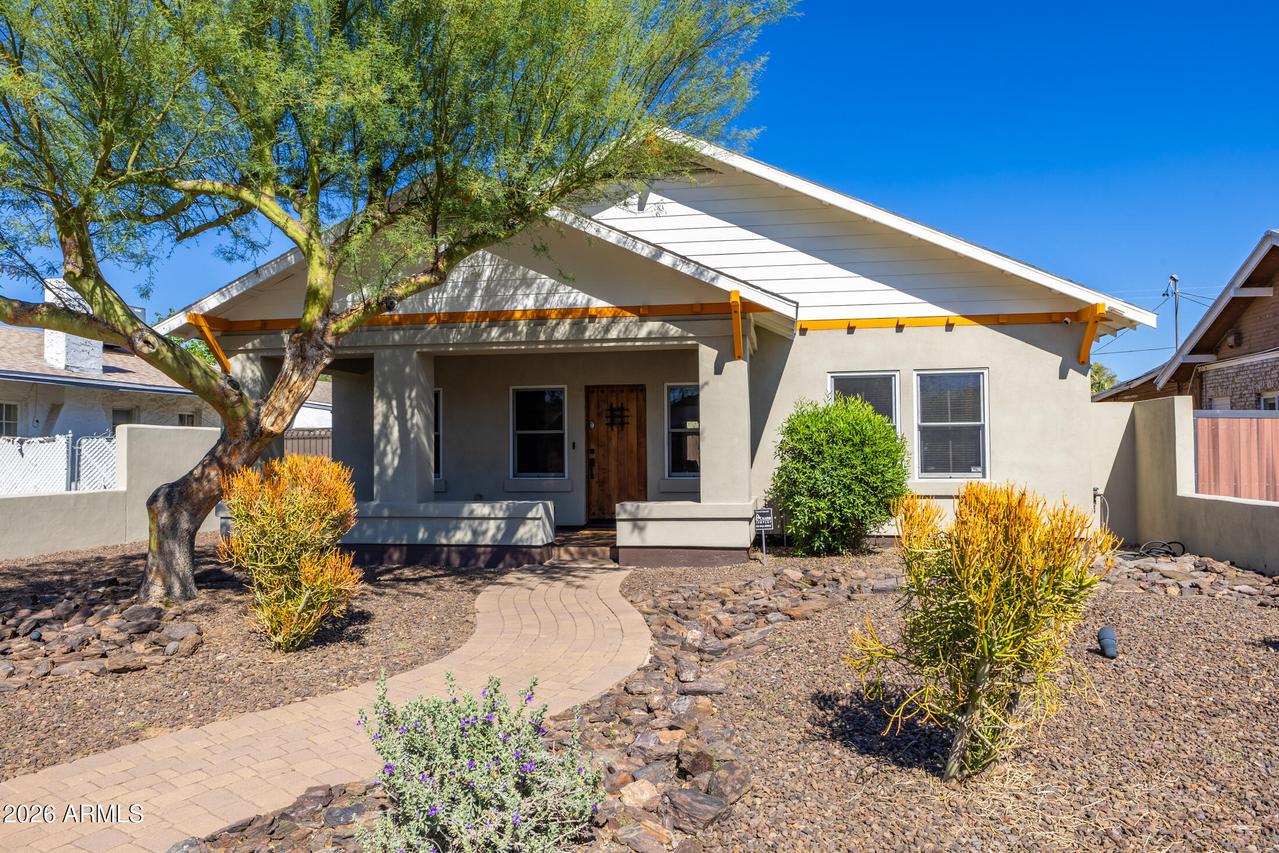 2517 N 8th St., Phoenix, AZ 85006