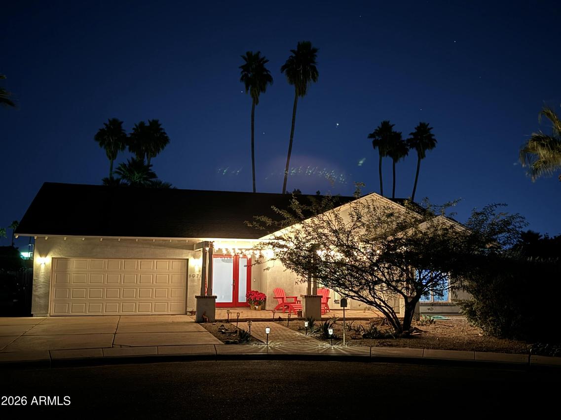 1970 E Duke Dr., Tempe, AZ 85283