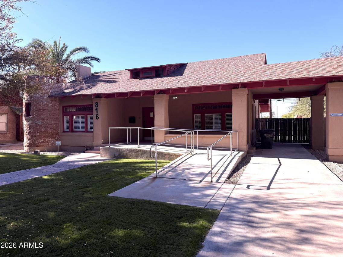 816 N 6th Ave., Phoenix, AZ 85003