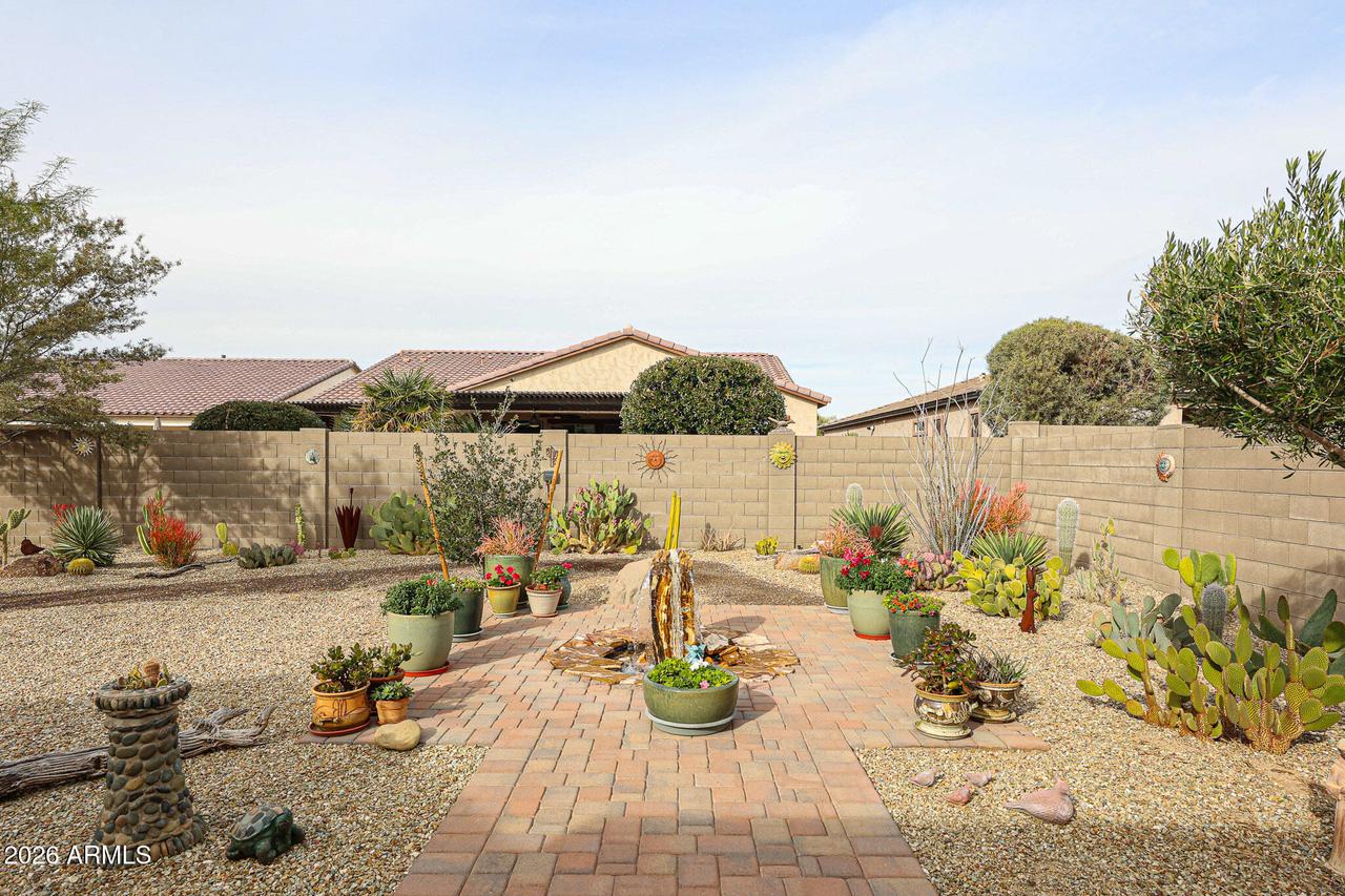 18086 W Cedarwood Ln., Goodyear, AZ 85338