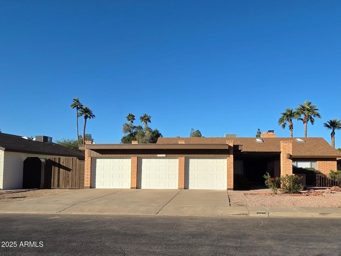 1650 W Kiowa Ave., Mesa, AZ 85202