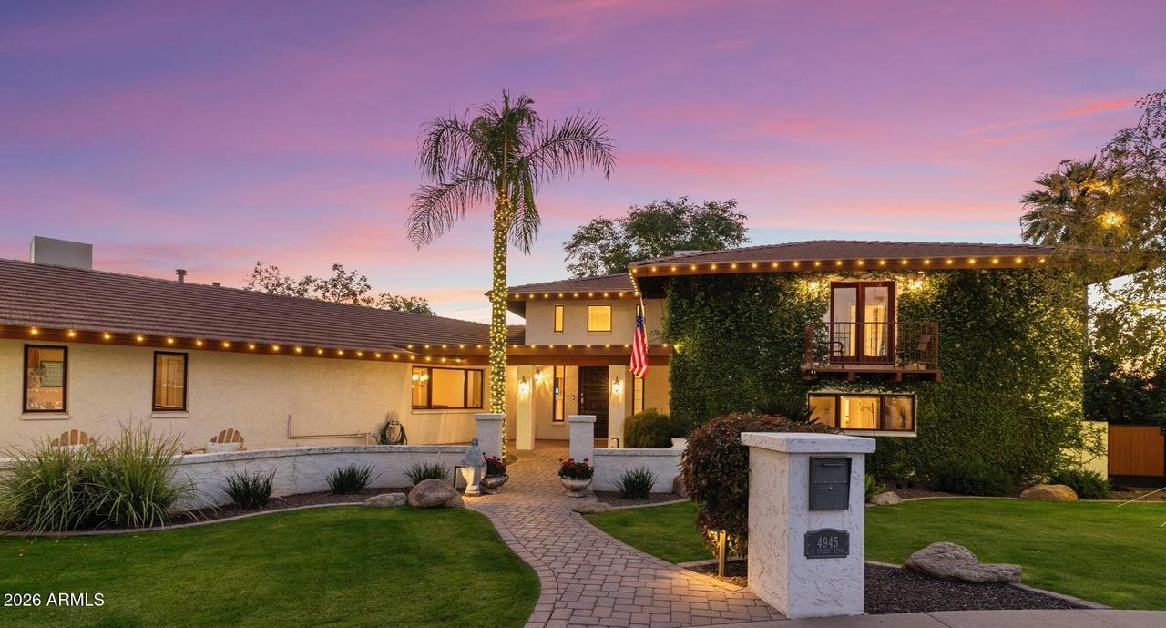 4945 E Cheery Lynn Rd., Phoenix, AZ 85018