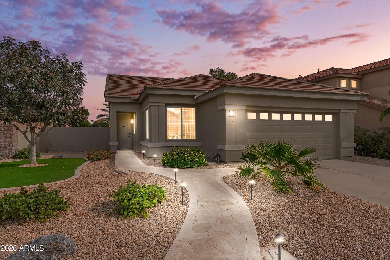 1751 S Navajo Way, Chandler, AZ 85286