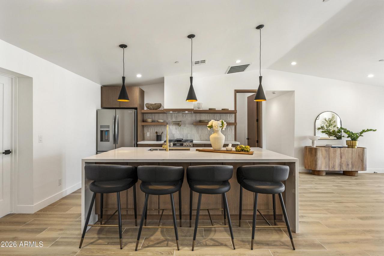 5414 N 82nd St., Scottsdale, AZ 85250