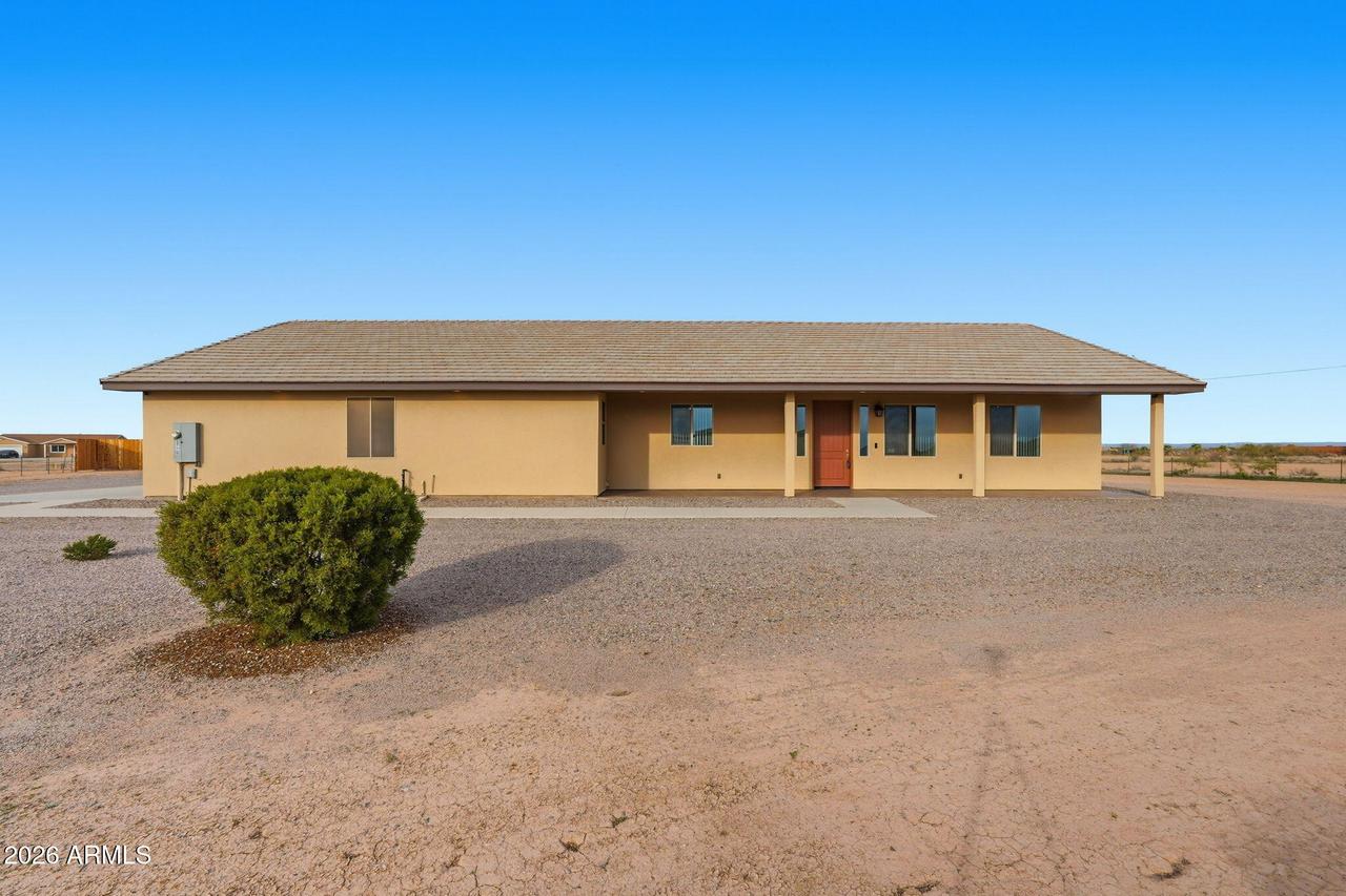 2770 E Davis Pass, Eloy, AZ 85131