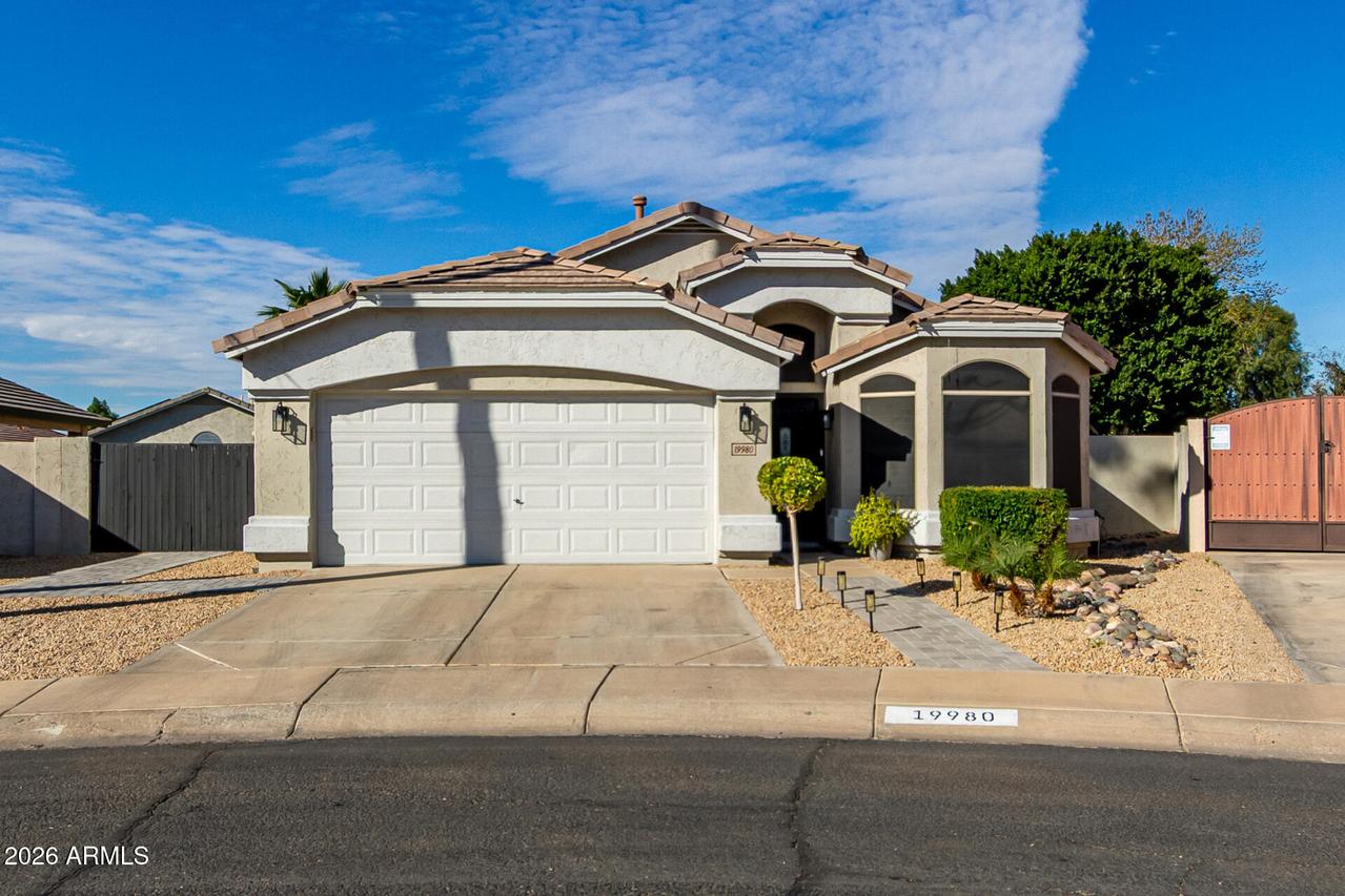 19980 N 63rd Dr., Glendale, AZ 85308