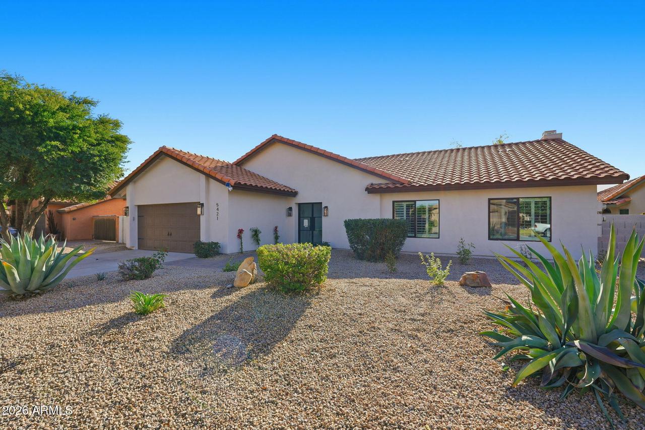 5421 E Michelle Dr., Scottsdale, AZ 85254