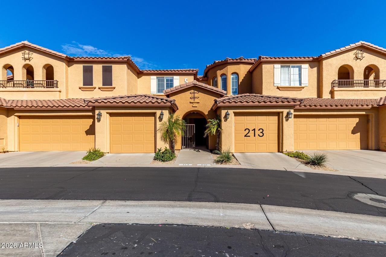 10655 N 9th St. #213, Phoenix, AZ 85020