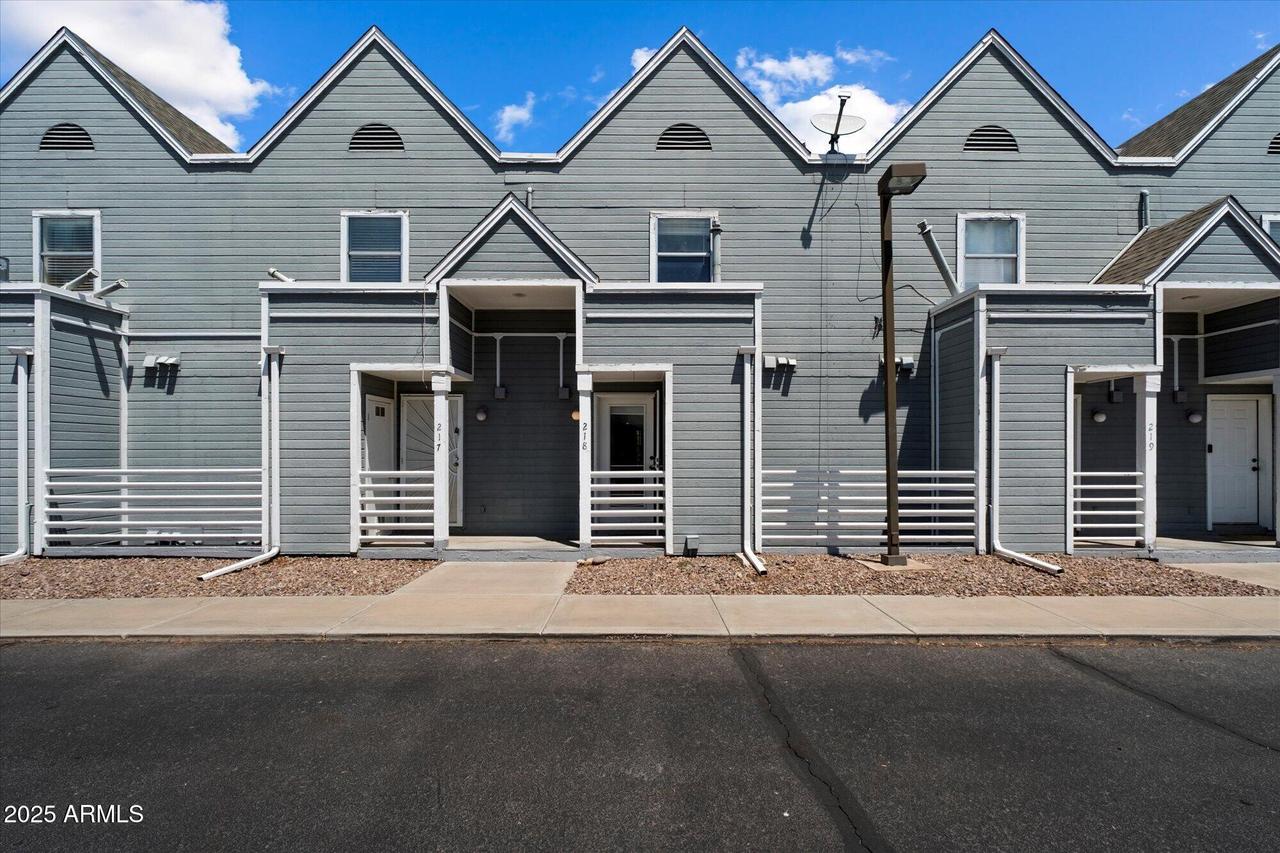 1505 N Center St. #218, Mesa, AZ 85201