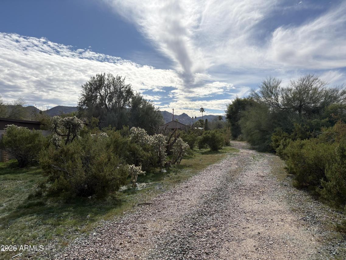 125 E South Mountain Ave., Phoenix, AZ 85042