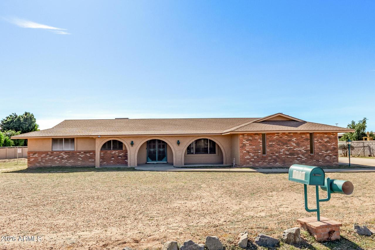 9239 W Villa Lindo Dr., Peoria, AZ 85383