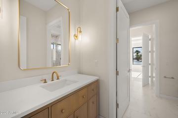 4227 E Campbell Ave., Phoenix, AZ 85018