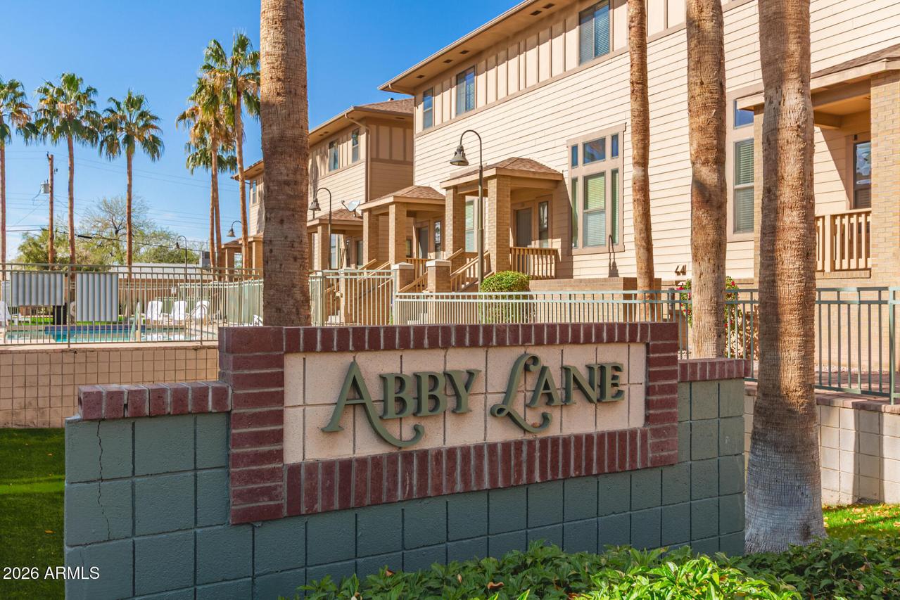 728 S Beck Ave., Tempe, AZ 85281