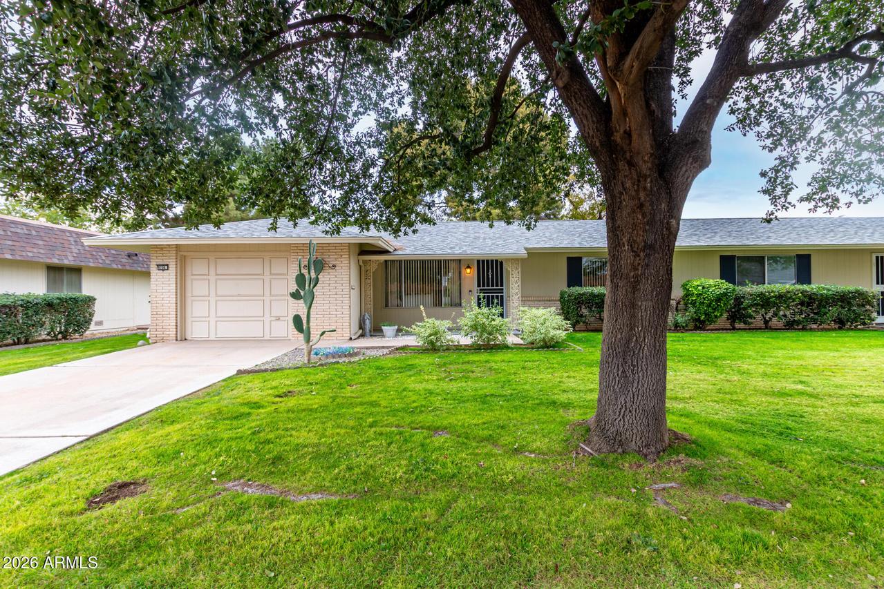 9706 W Sandstone Dr., Sun City, AZ 85351