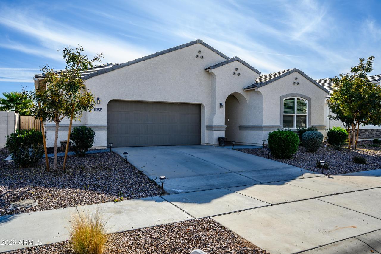 18363 W Whispering Wind Dr., Surprise, AZ 85387