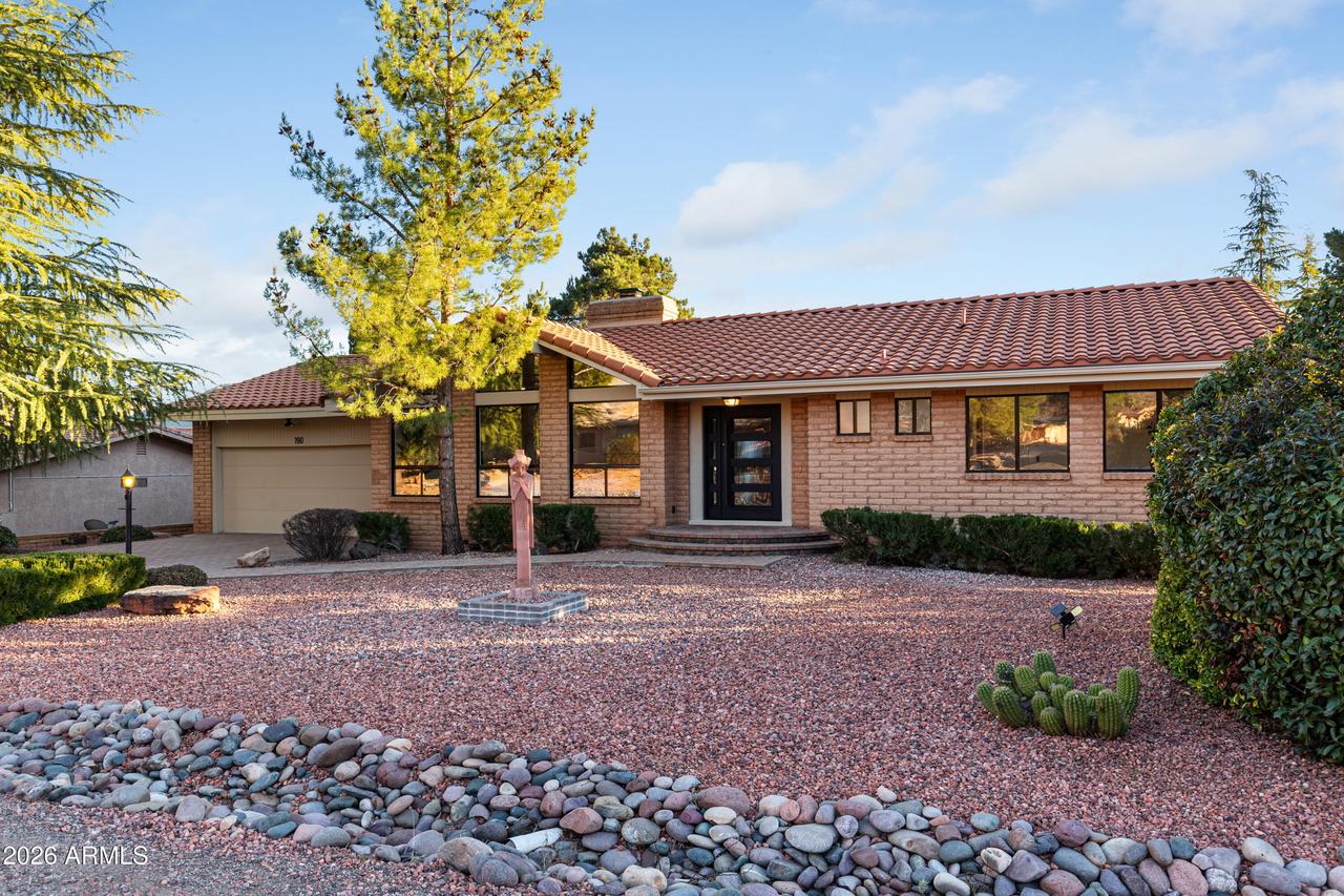 190 Fairway Oaks Ln., Sedona, AZ 86351