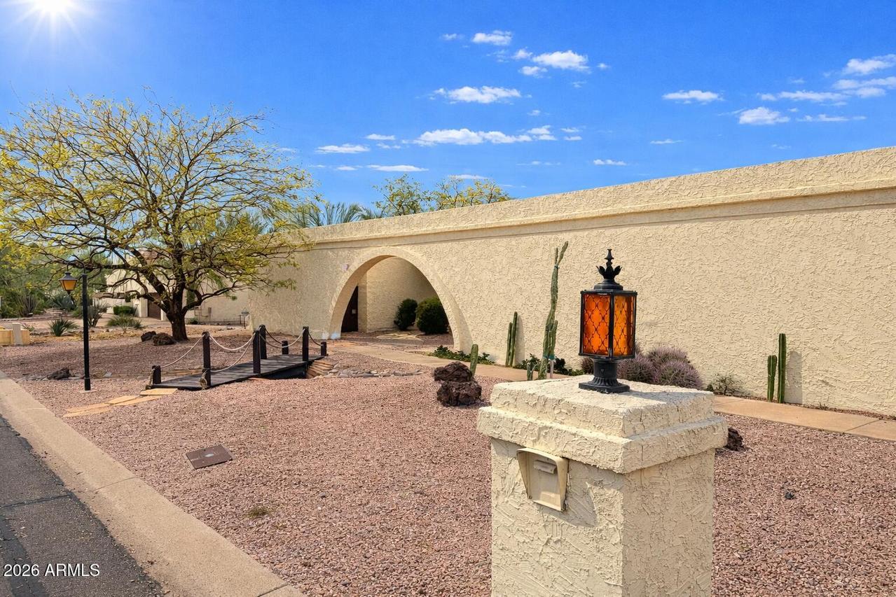 4621 E Onyx Ave., Phoenix, AZ 85028